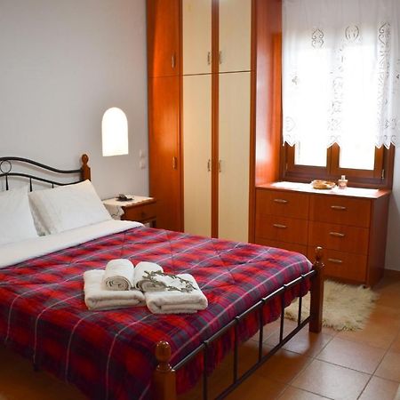 Sunshine House For 9, Cozy Set Up,Verandas, Sea View. Karterados  Exterior foto