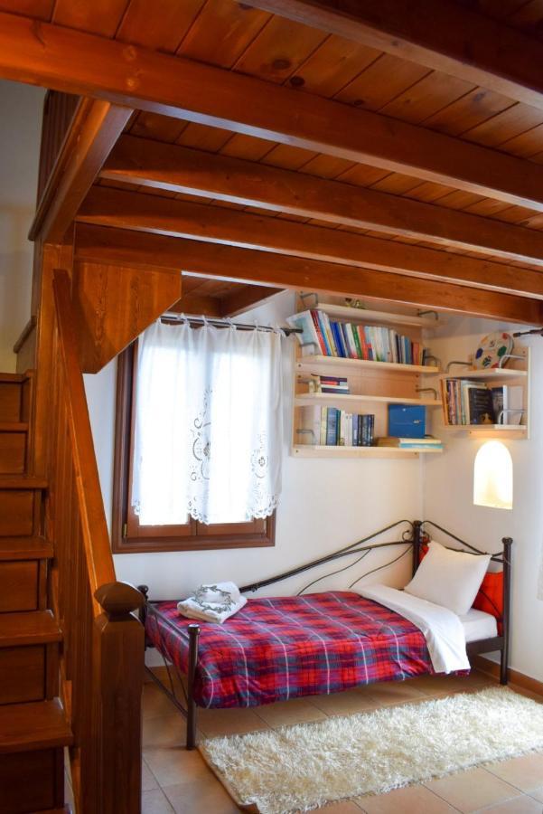 Sunshine House For 9, Cozy Set Up,Verandas, Sea View. Karterados  Exterior foto